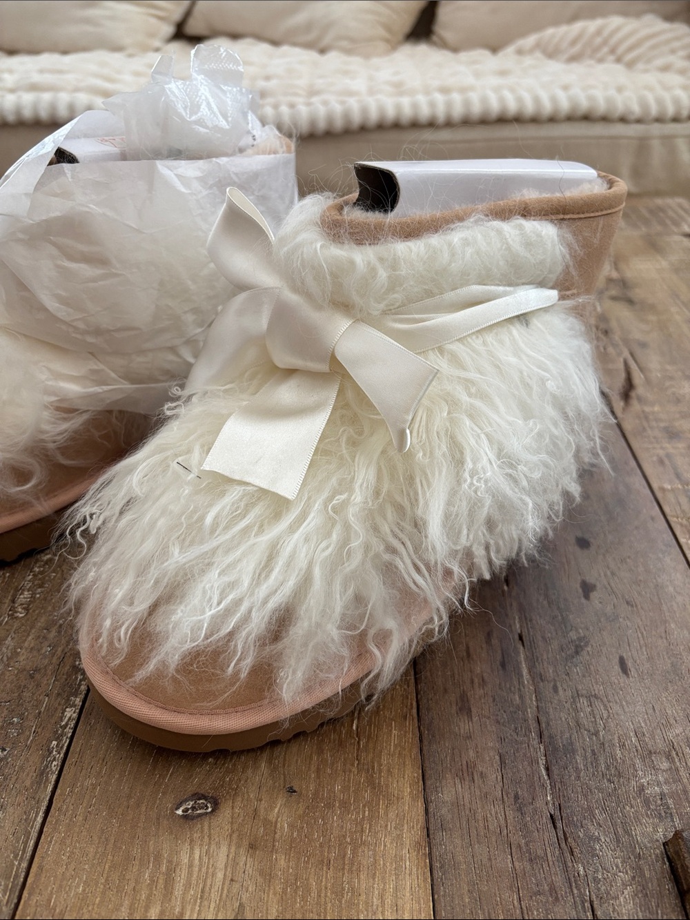 UGG W Classic Mini Mongolian w/amb Boots NIB